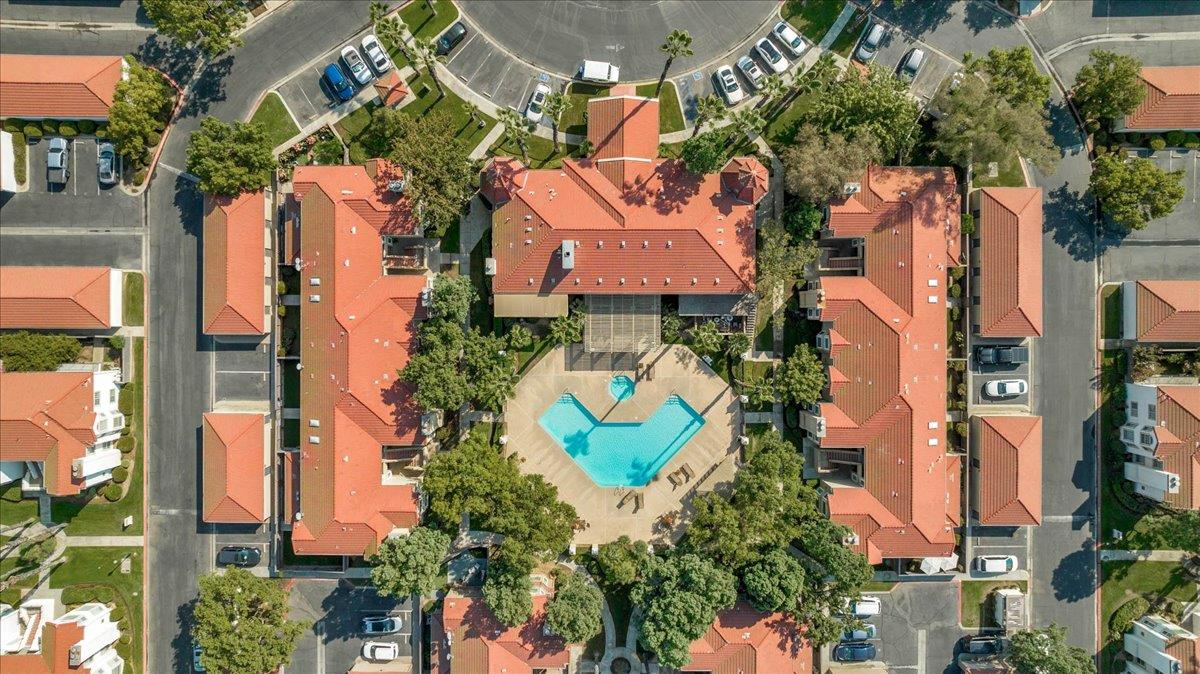 8153 N Cedar Ave #212, Fresno, CA 93720