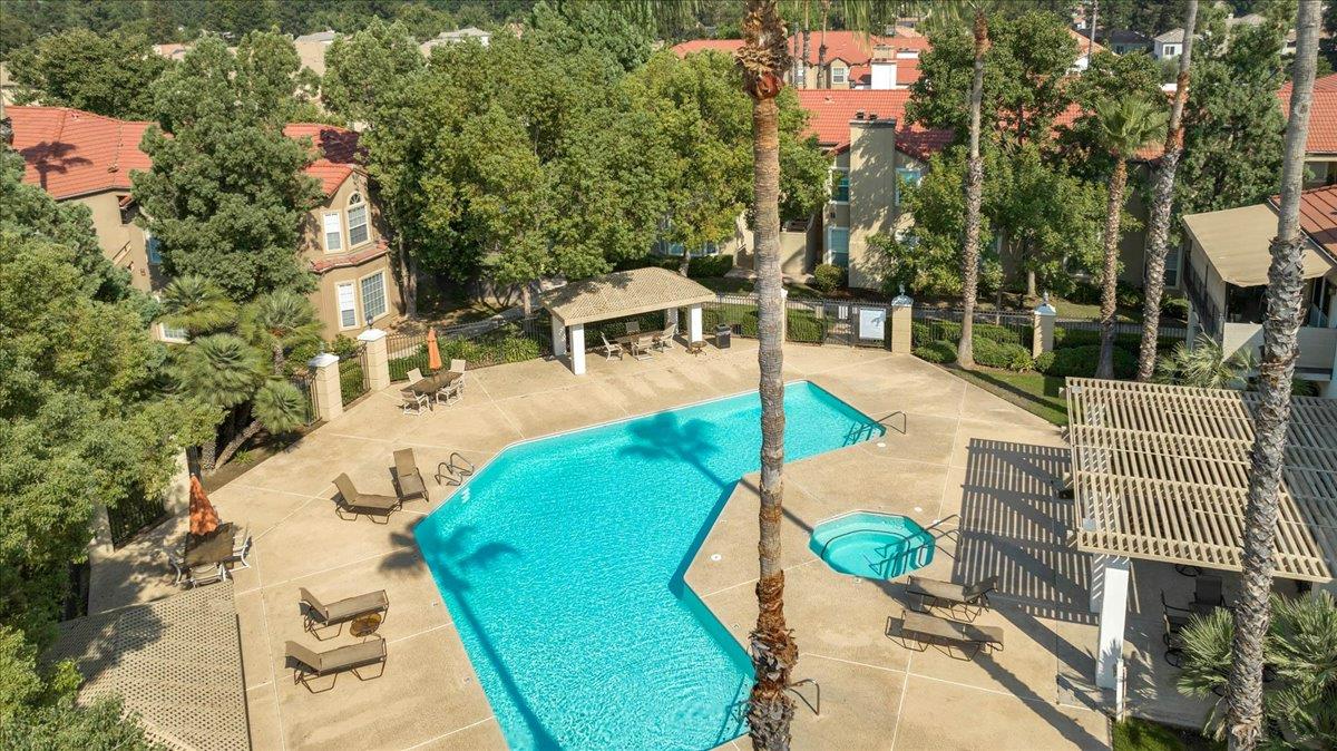 8153 N Cedar Ave #212, Fresno, CA 93720