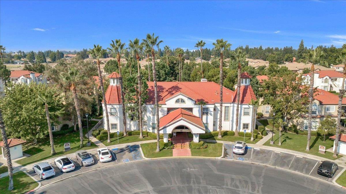 8153 N Cedar Ave #212, Fresno, CA 93720