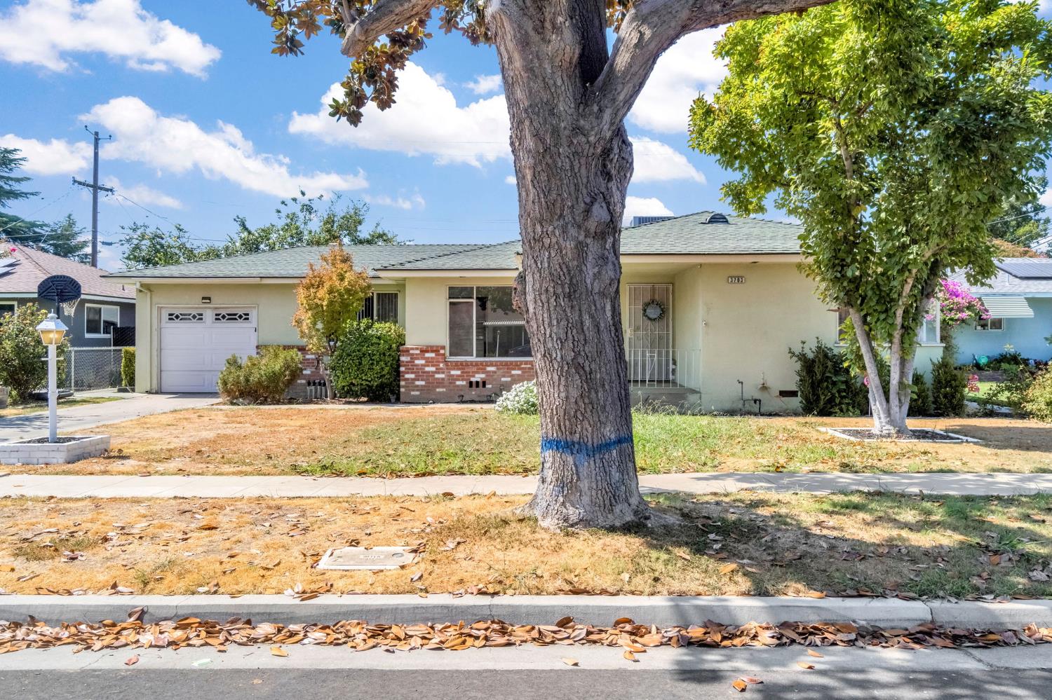 3703 N Augusta St, Fresno, CA 93726