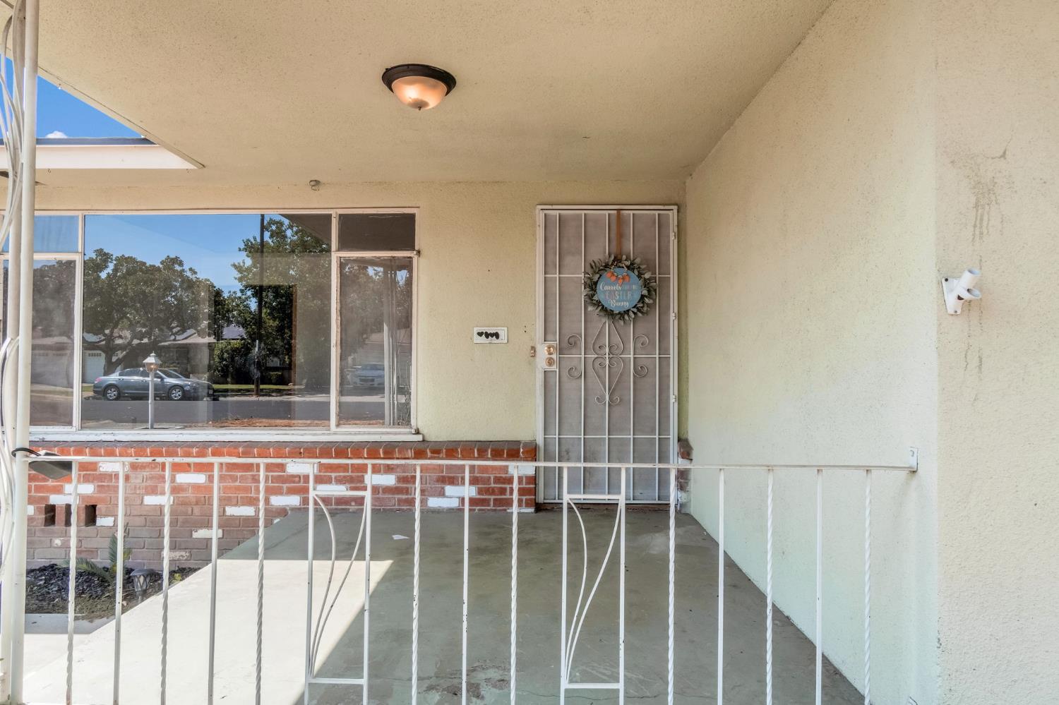 3703 N Augusta St, Fresno, CA 93726