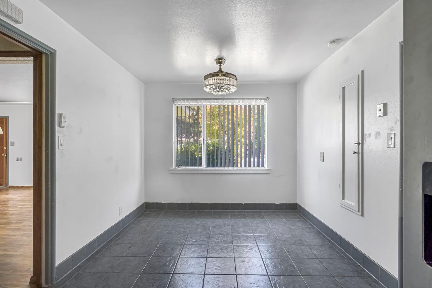 3703 N Augusta St, Fresno, CA 93726