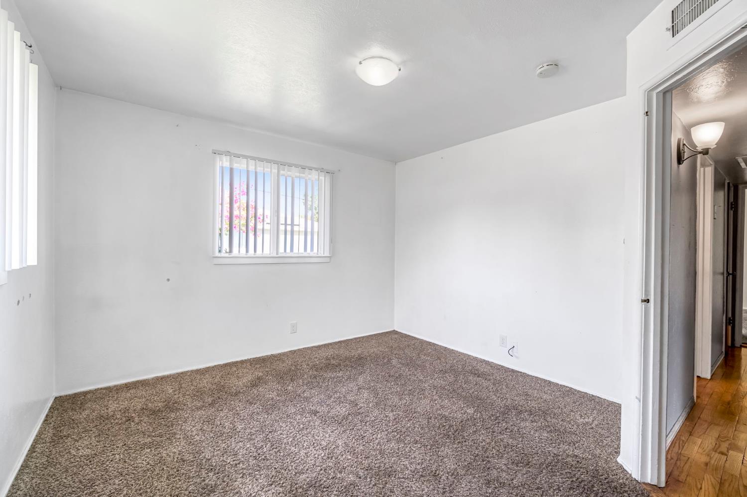 3703 N Augusta St, Fresno, CA 93726