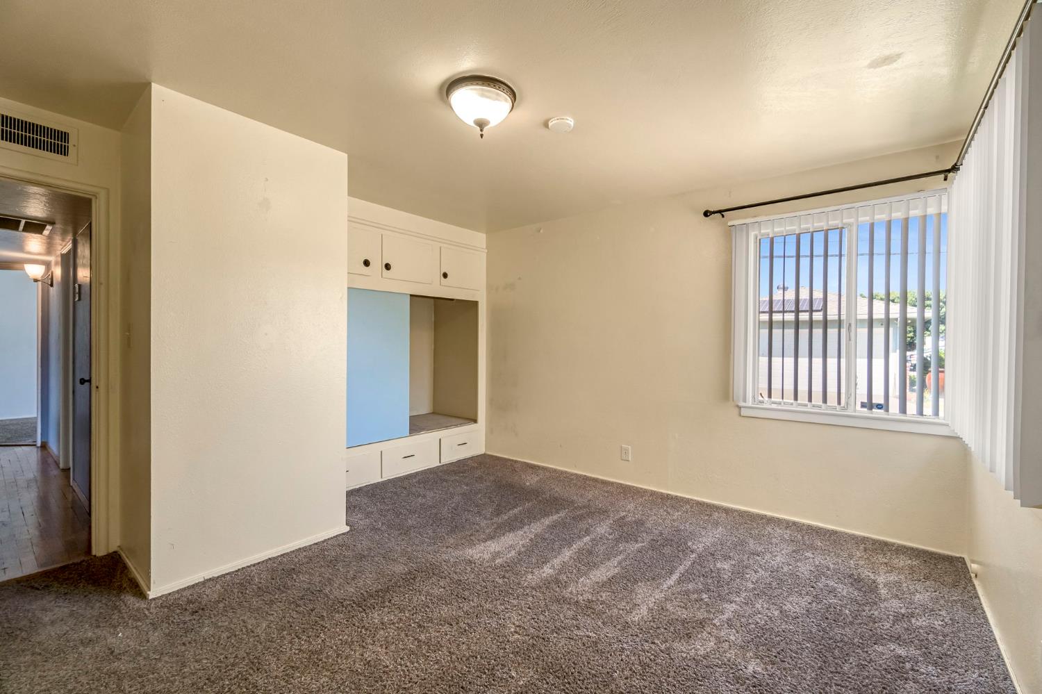 3703 N Augusta St, Fresno, CA 93726