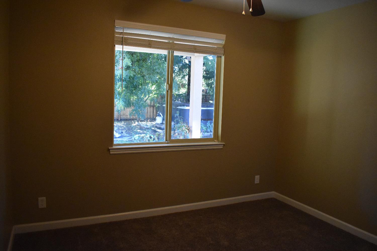 3154 Mitchell Ave, Clovis, CA 93619