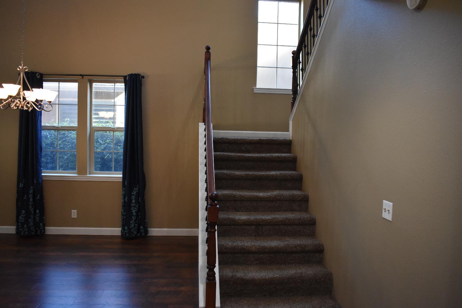 3154 Mitchell Ave, Clovis, CA 93619