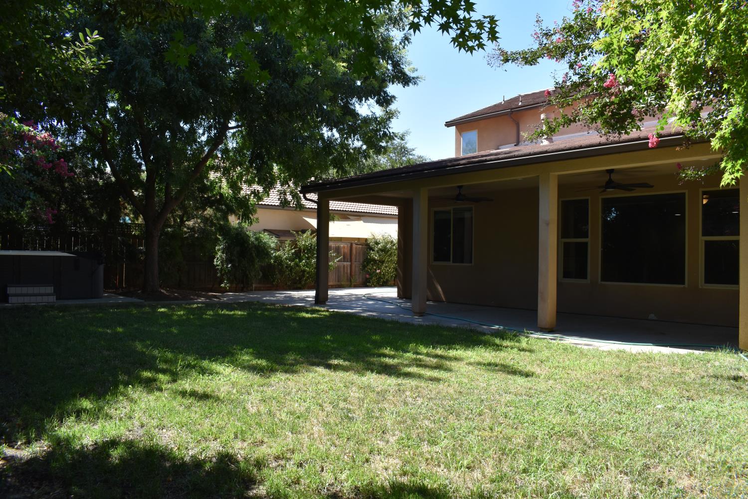 3154 Mitchell Ave, Clovis, CA 93619