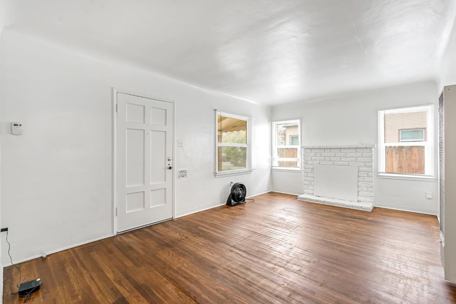 424 E Cambridge, Fresno, CA 93704