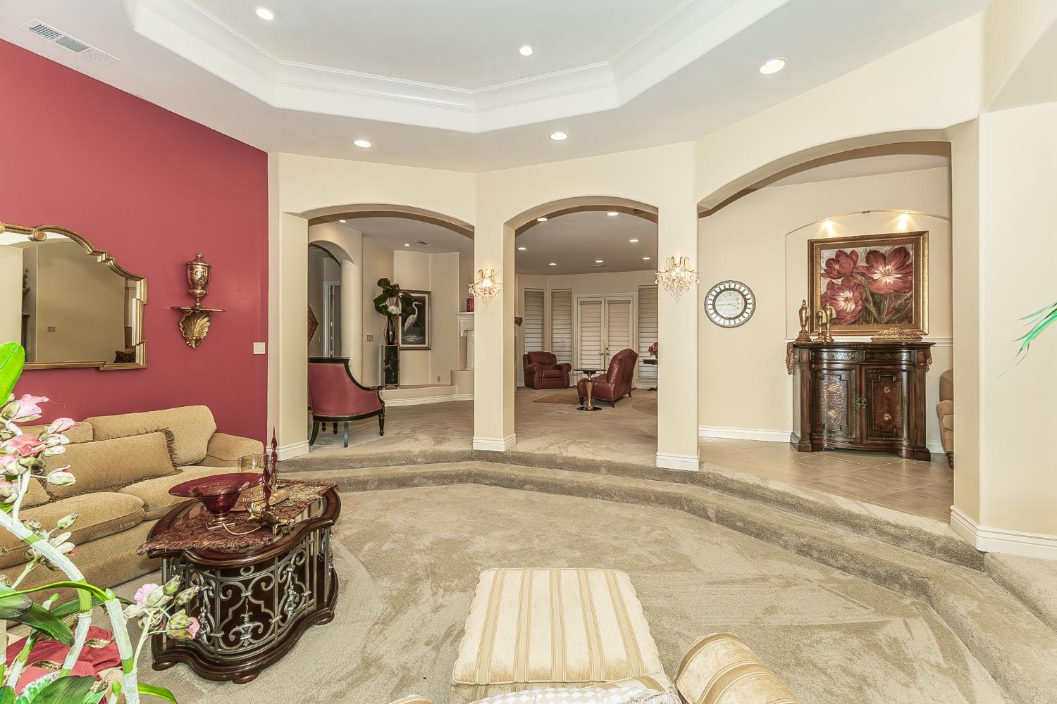 2135 SE Cottonwood Cir, Visalia, CA 93277