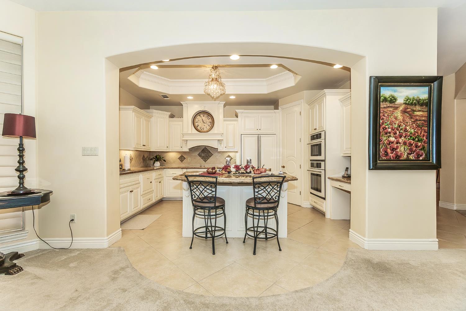 2135 SE Cottonwood Cir, Visalia, CA 93277