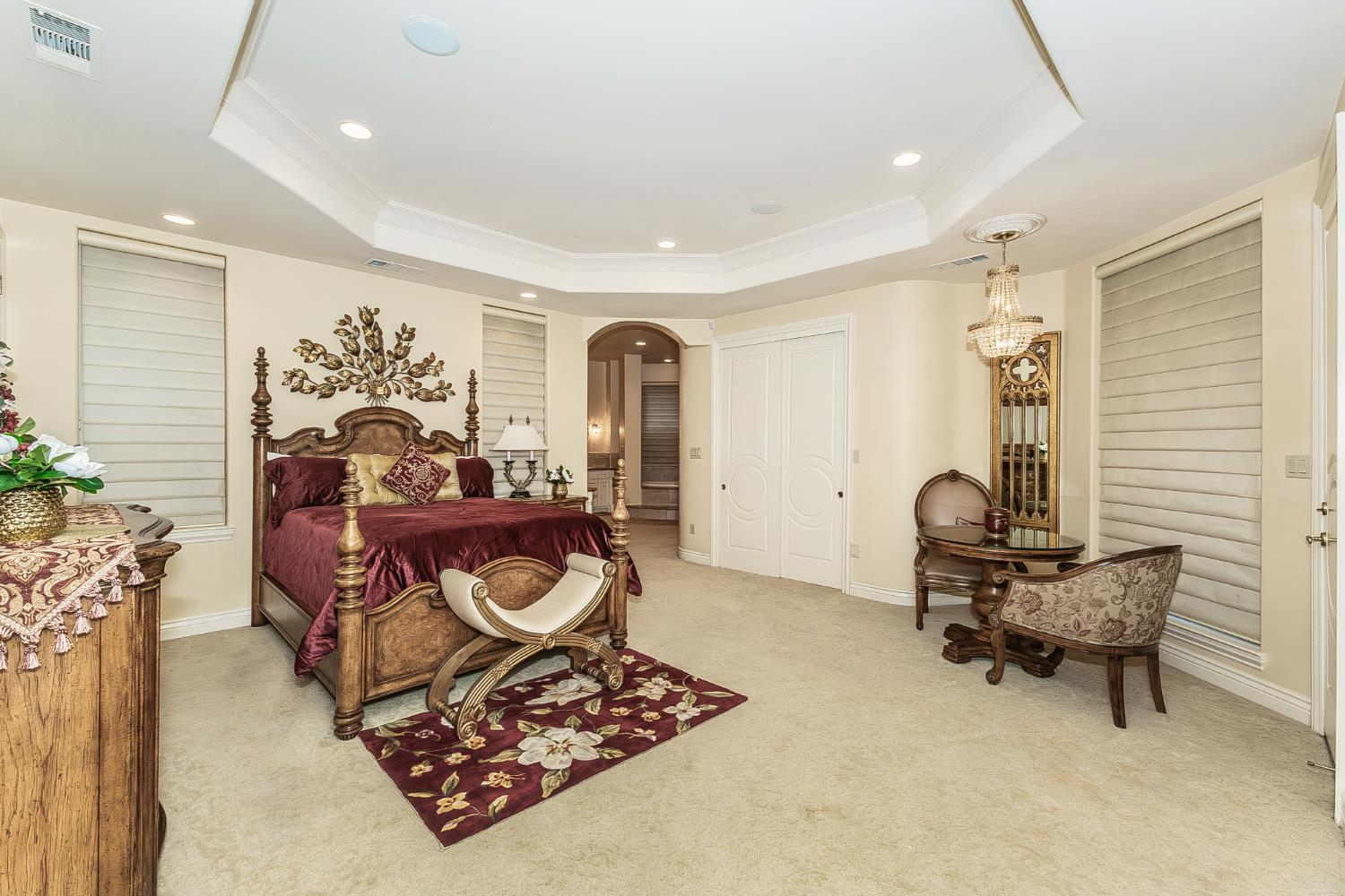 2135 SE Cottonwood Cir, Visalia, CA 93277