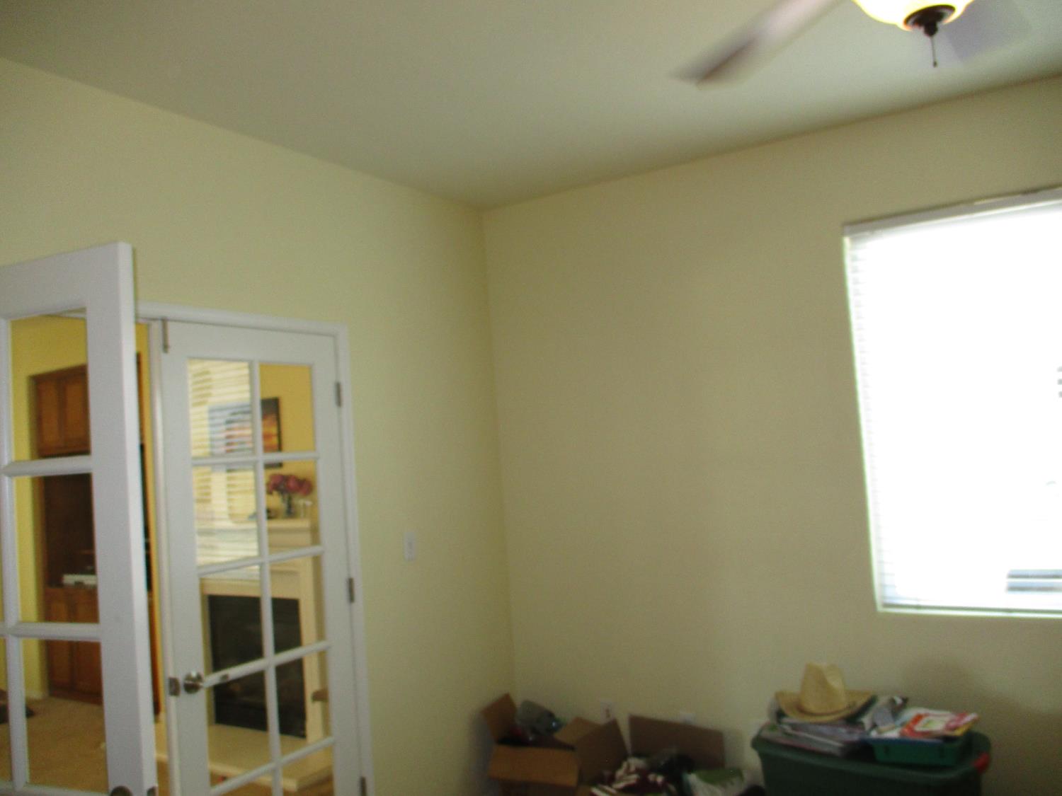 5588 E Pitt Ave, Fresno, CA 93727