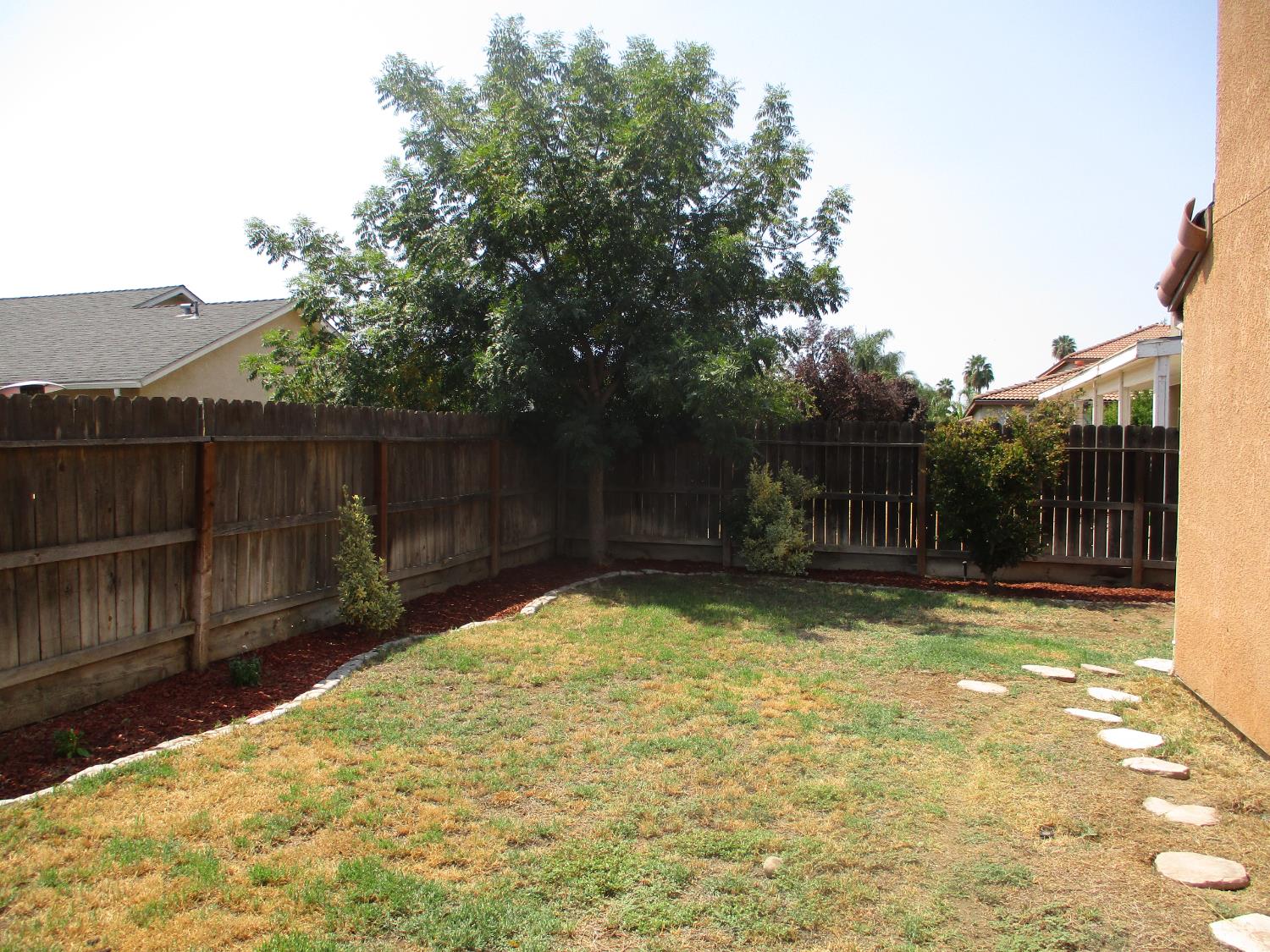 5588 E Pitt Ave, Fresno, CA 93727