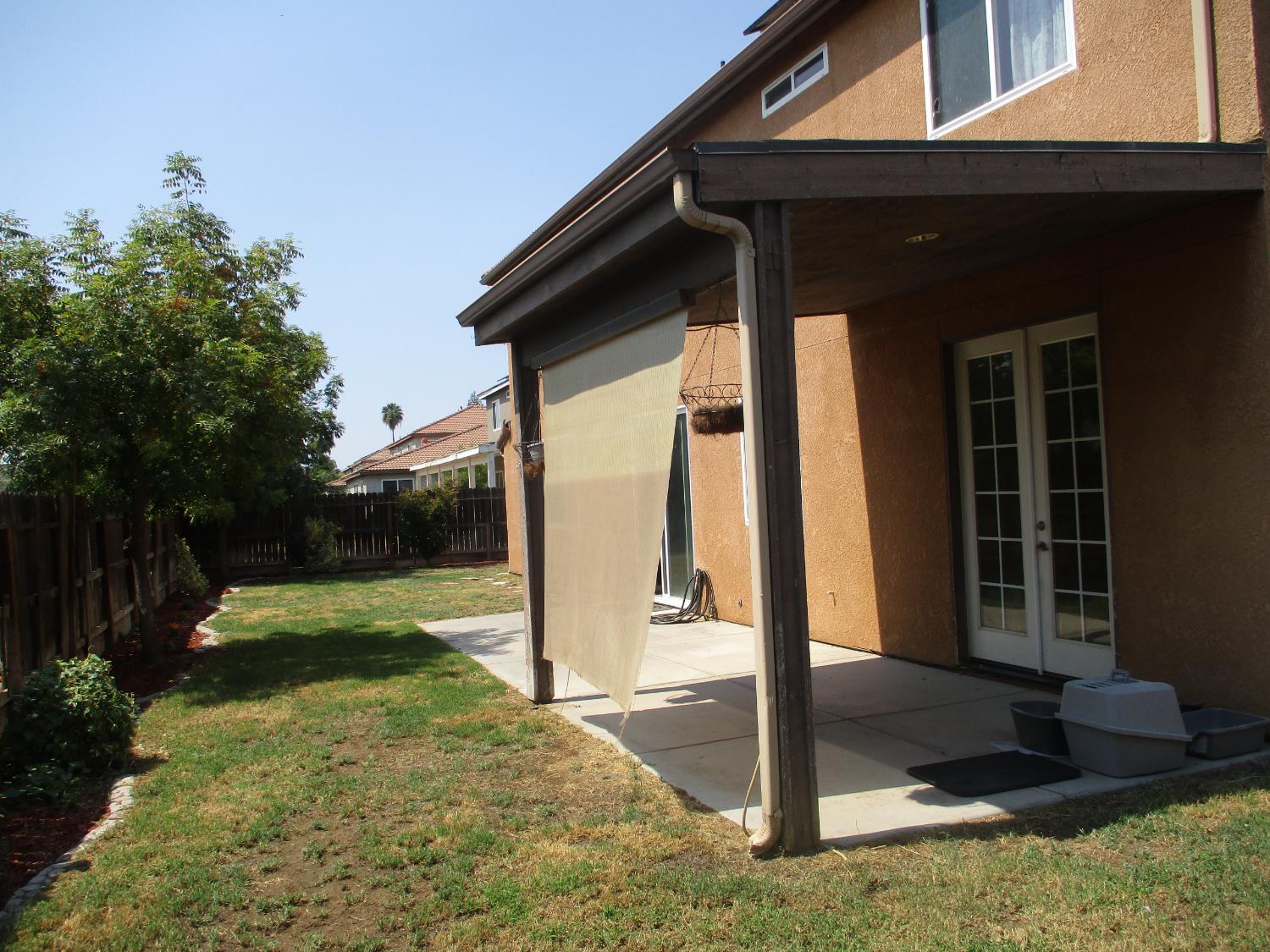 5588 E Pitt Ave, Fresno, CA 93727