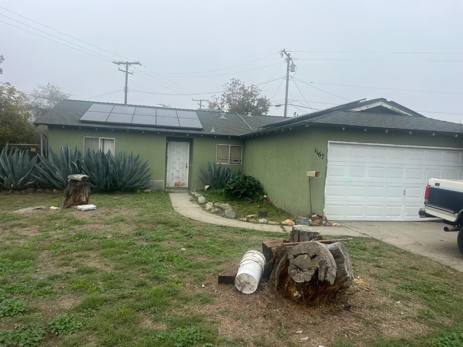 1167 Cling Cir, Hanford, CA 93230