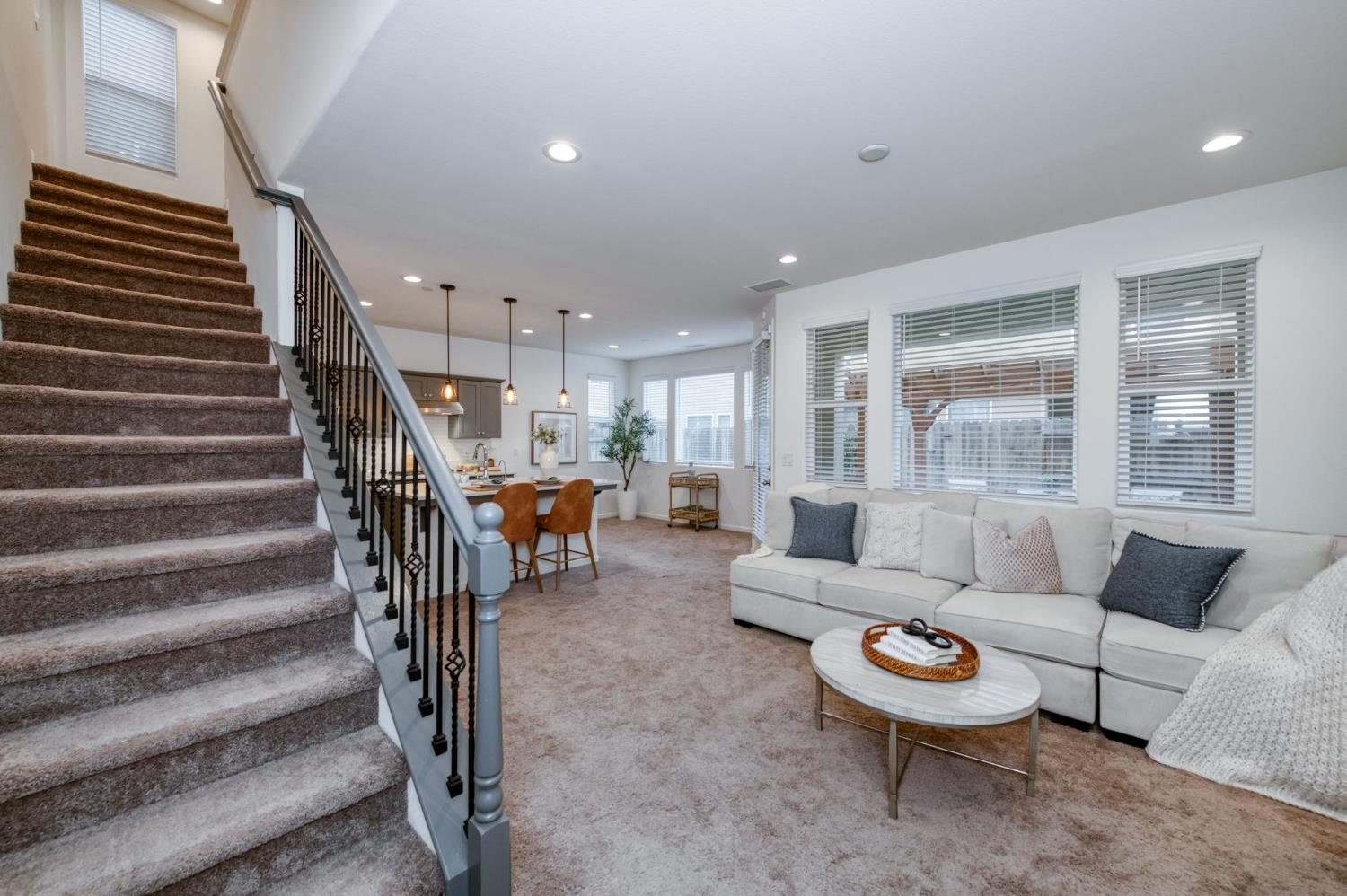 116 Aria Ave S, Madera, CA 93636