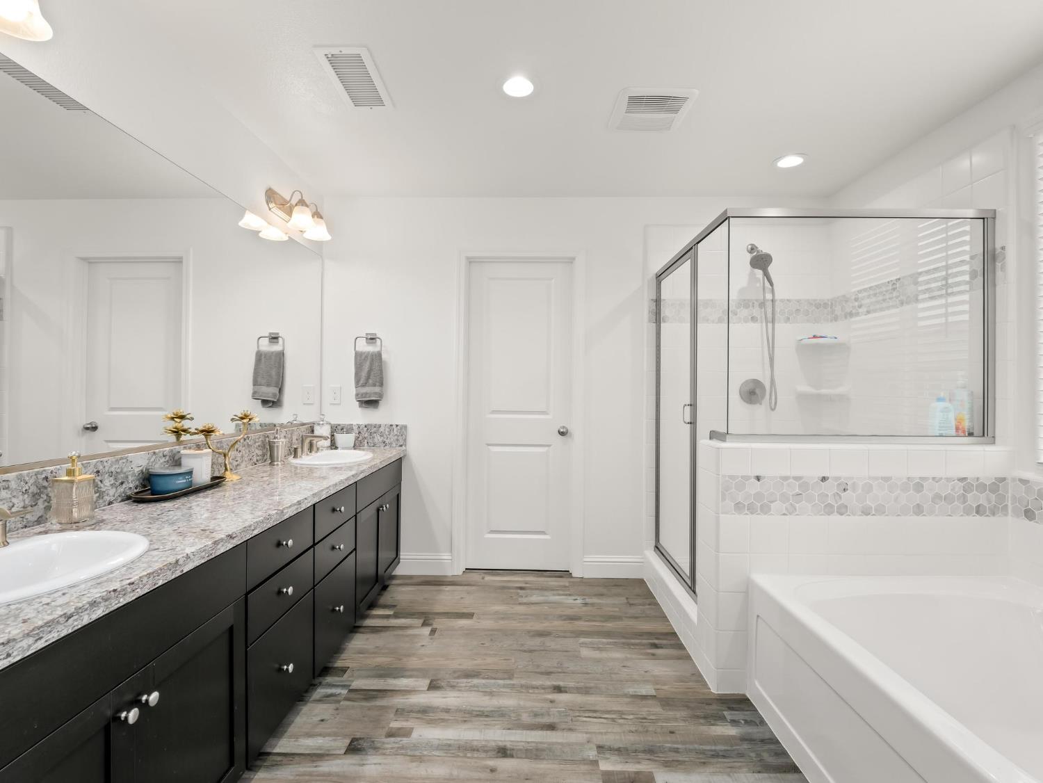 4080 San Jose Ave, Clovis, CA 93619