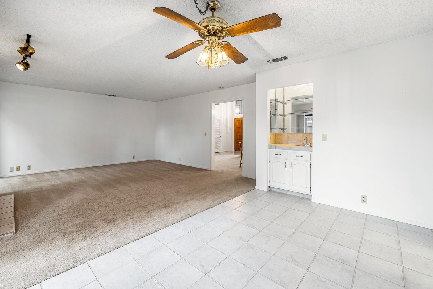 6300 N Palm #109, Fresno, CA 93704