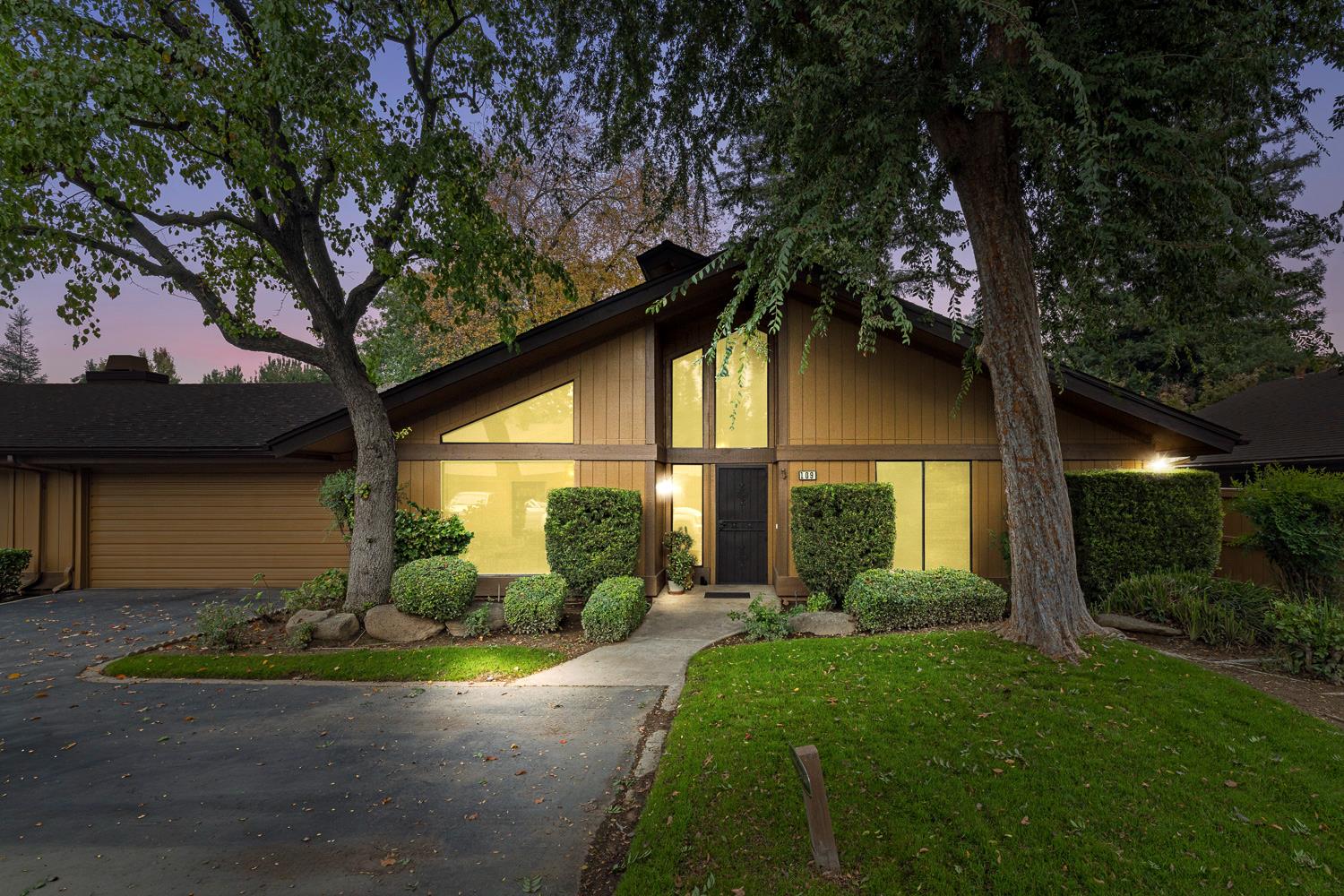 6300 N Palm #109, Fresno, CA 93704