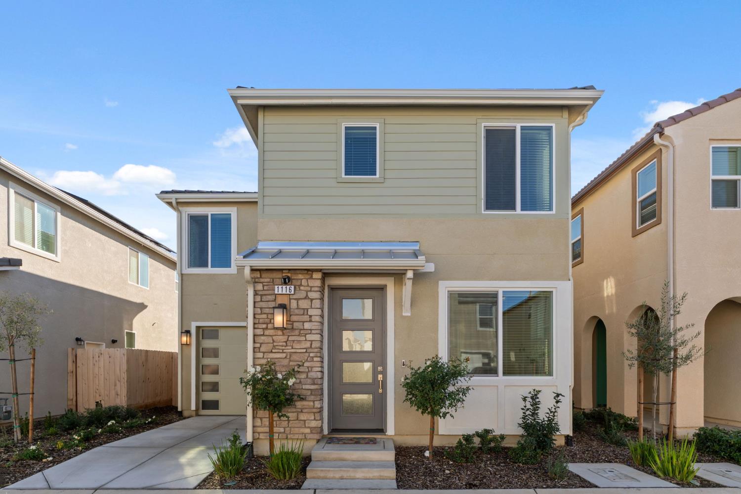 1116 Elevations Way W, Madera, CA 93636