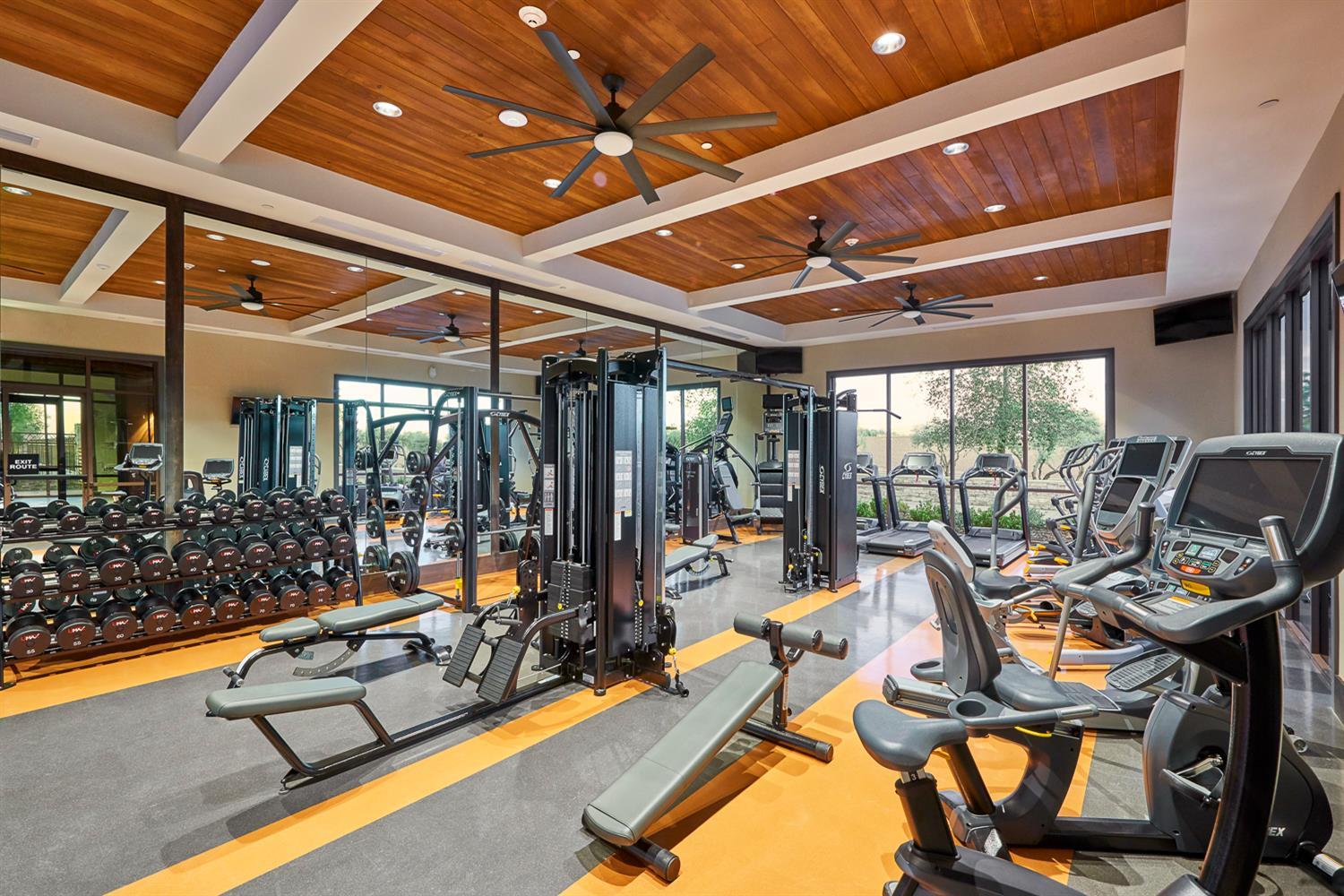 1116 Elevations Way W, Madera, CA 93636