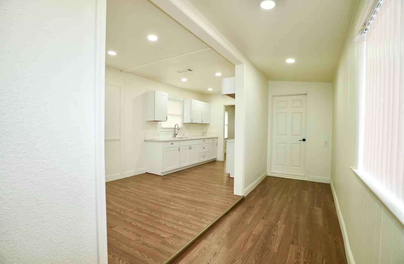 1305 E Fedora, Fresno, CA 93704