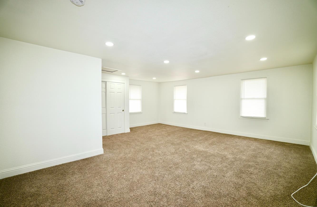 1305 E Fedora, Fresno, CA 93704