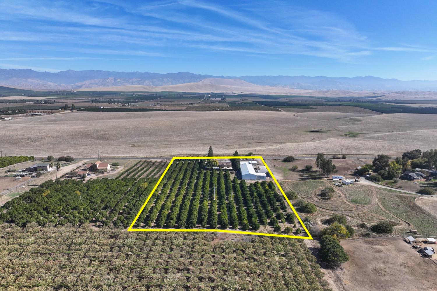 8521 Road 256, Terra Bella, CA 93270