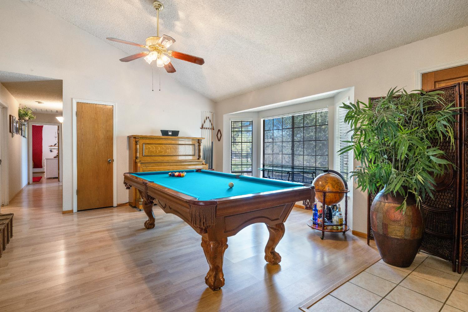 30674 Titan Dr, Coarsegold, CA 93614