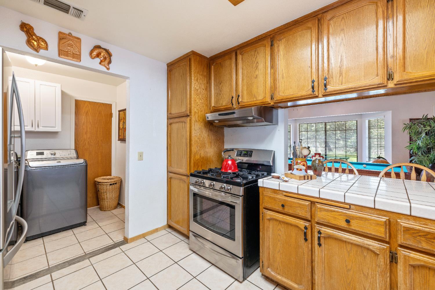 30674 Titan Dr, Coarsegold, CA 93614