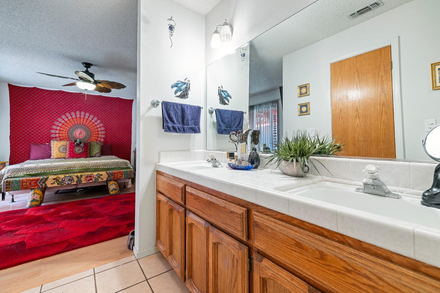 30674 Titan Dr, Coarsegold, CA 93614