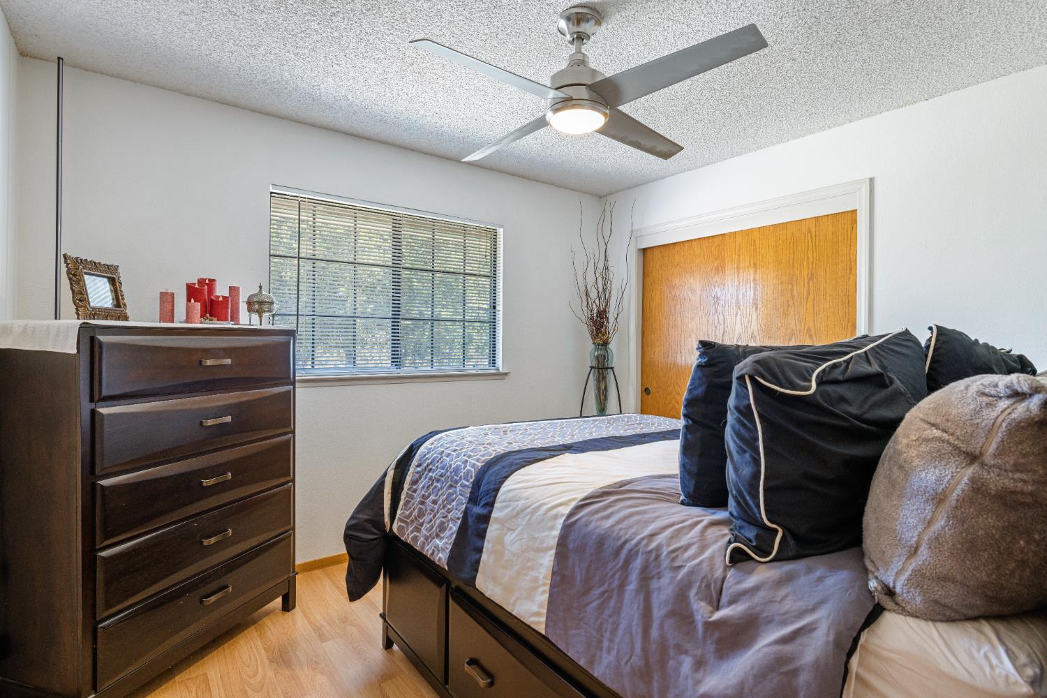 30674 Titan Dr, Coarsegold, CA 93614