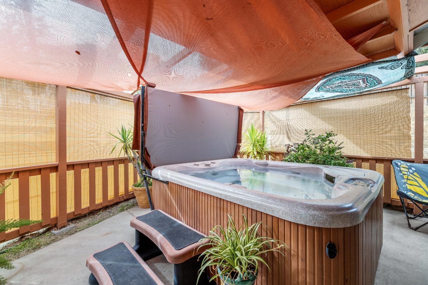 30674 Titan Dr, Coarsegold, CA 93614