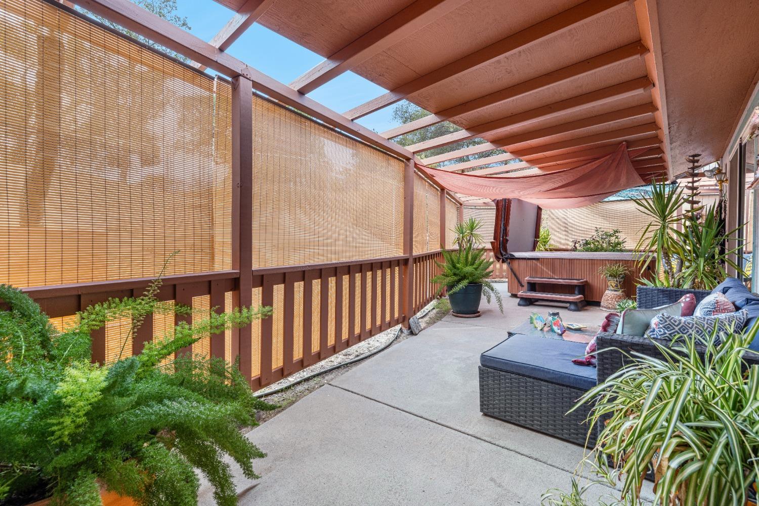 30674 Titan Dr, Coarsegold, CA 93614