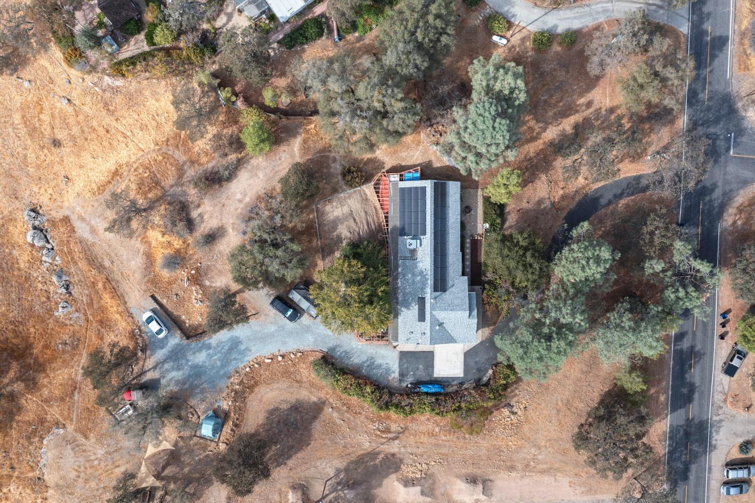 30674 Titan Dr, Coarsegold, CA 93614