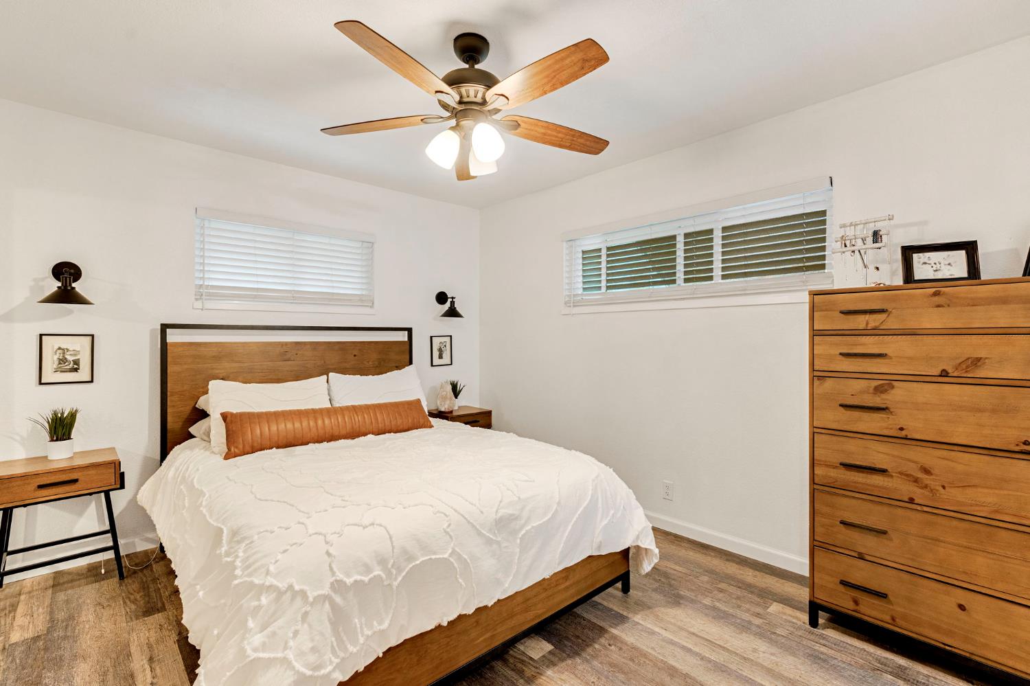 1313 De Cesari Ave, Madera, CA 93637