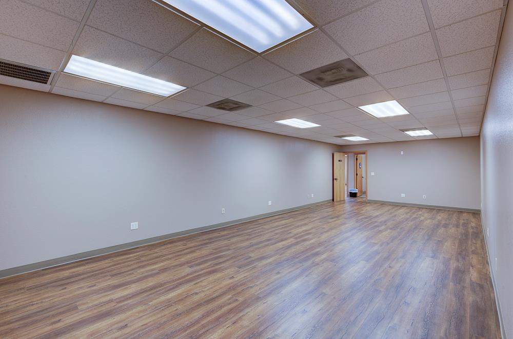 4285 N Valentine Ave, Fresno, CA 93722