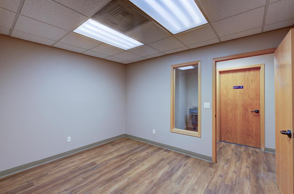 4285 N Valentine Ave, Fresno, CA 93722