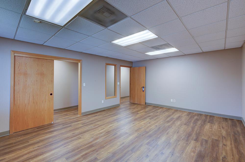 4285 N Valentine Ave, Fresno, CA 93722