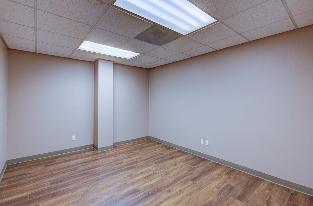 4285 N Valentine Ave, Fresno, CA 93722