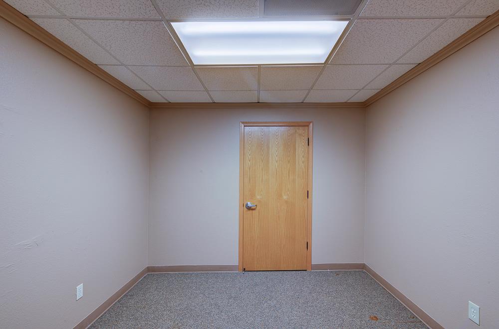 4285 N Valentine Ave, Fresno, CA 93722