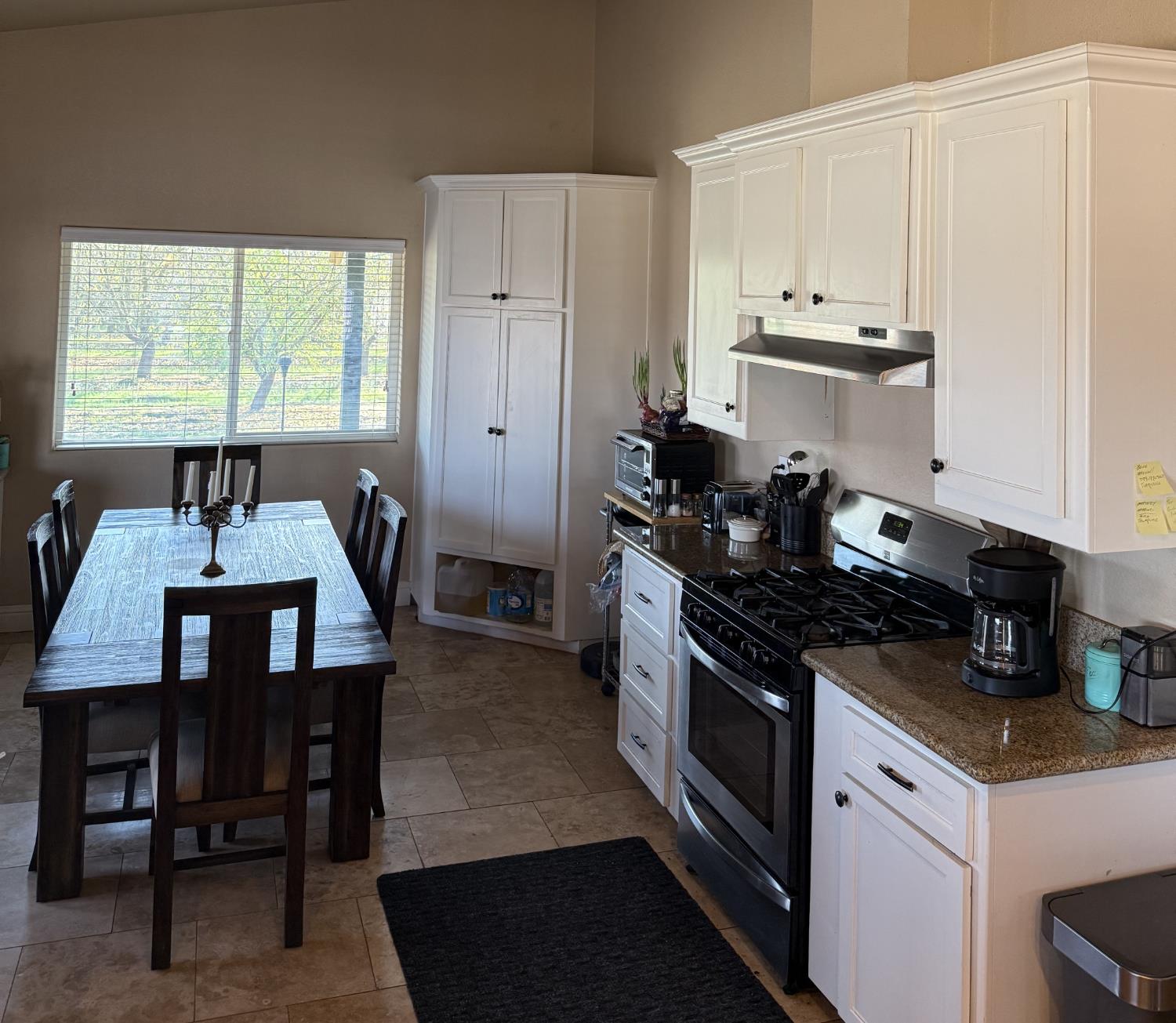 6710 S Indianola Ave, Del Rey, CA 93616