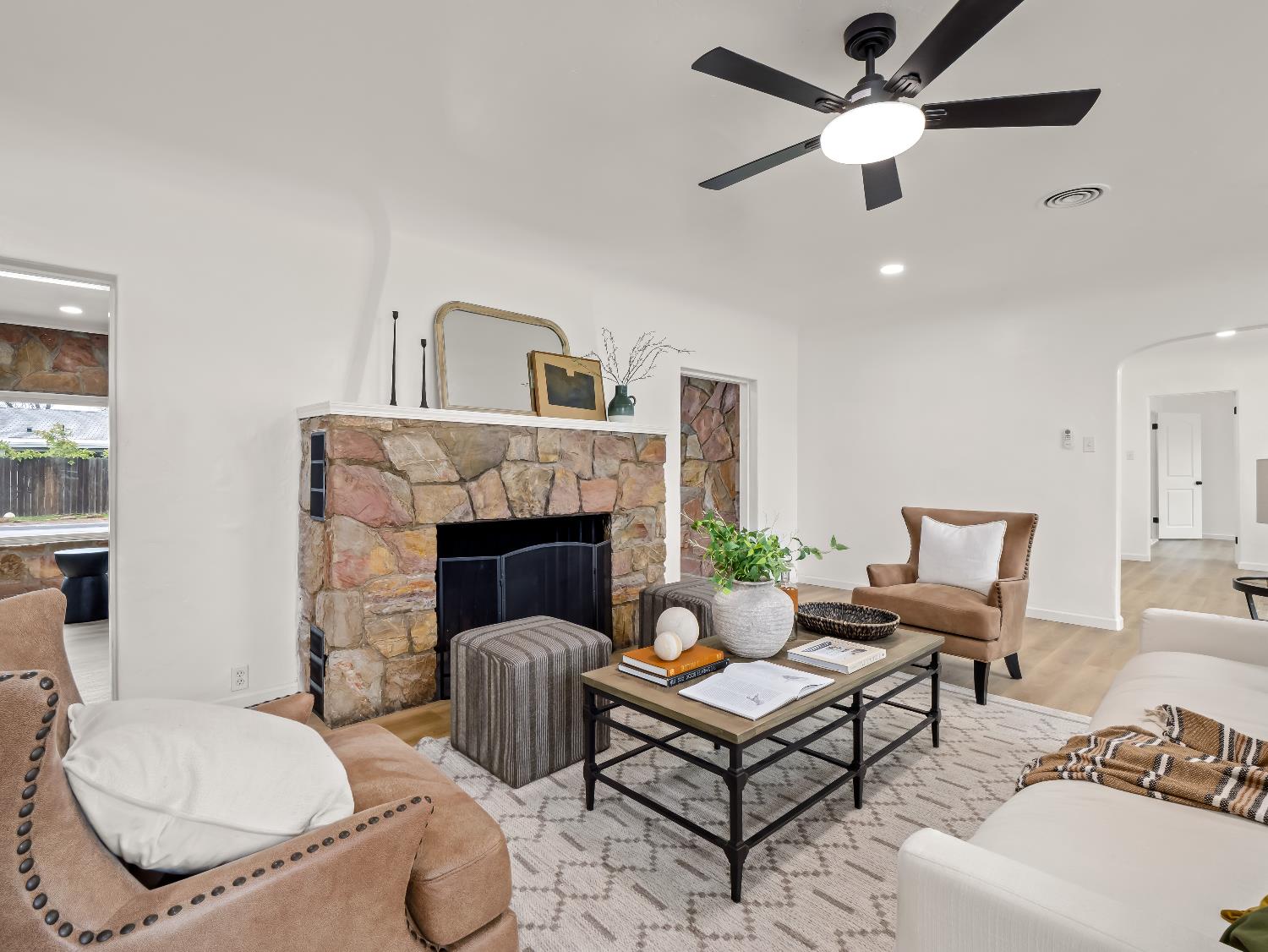 4933 E Tulare St, Fresno, CA 93727