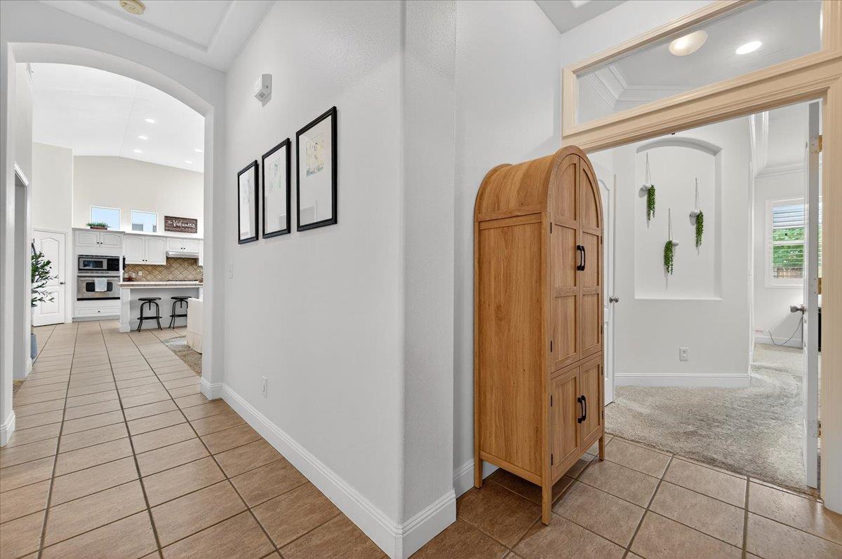 2946 Roberts Ave, Clovis, CA 93611