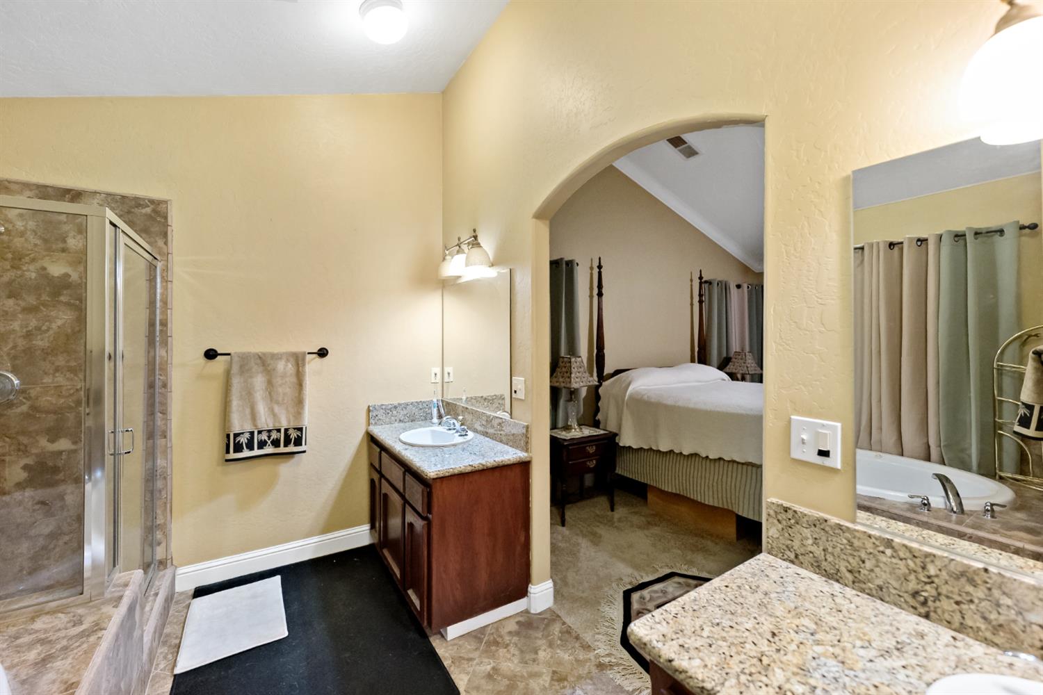 19649 Road 30 1/2, Madera, CA 93638