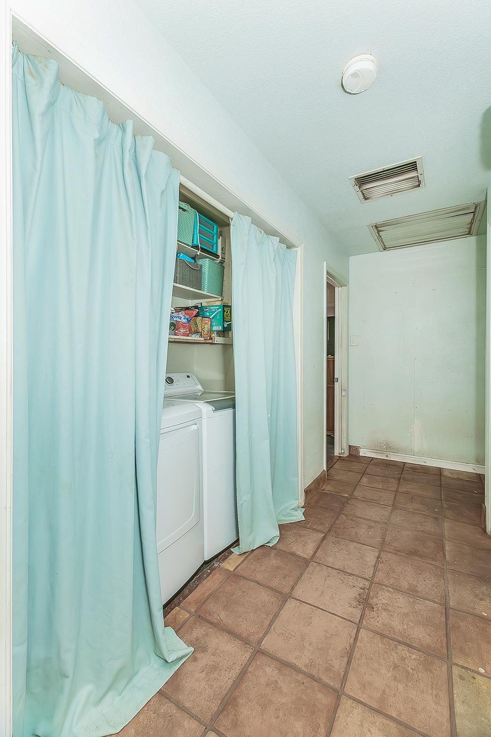 30240 Watts Valley Rd, Tollhouse, CA 93667