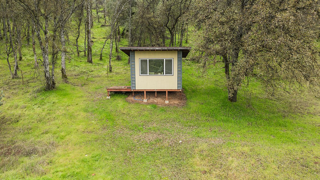 30240 Watts Valley Rd, Tollhouse, CA 93667
