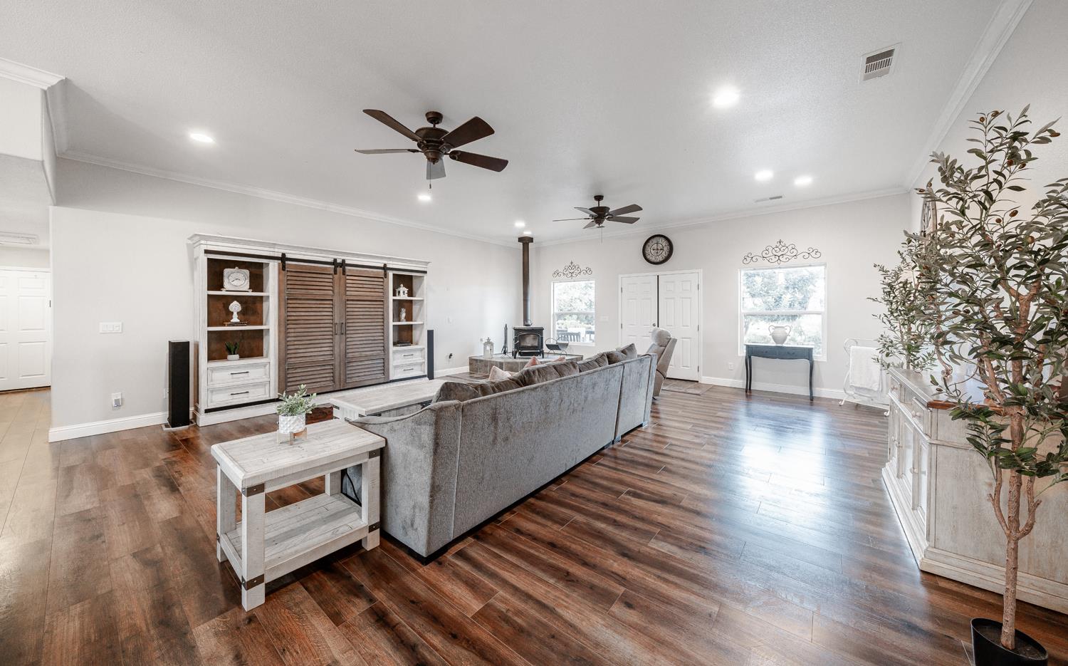 37143 Avenue 16, Madera, CA 93636