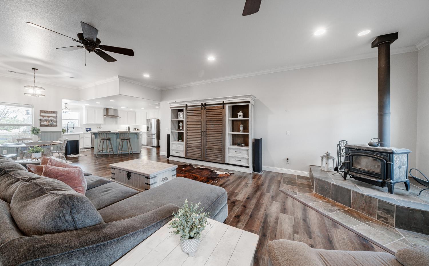 37143 Avenue 16, Madera, CA 93636