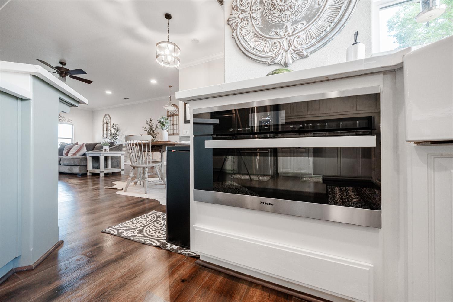 37143 Avenue 16, Madera, CA 93636